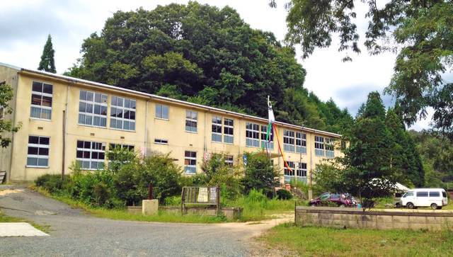 学校食堂が閉店、広島・神石高原の旧小学校が老朽化で解体へ