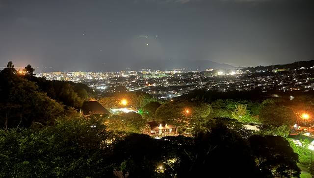 広島市植物公園の夜間開園、展望台からの夜景