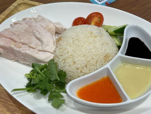 海南鶏飯食堂のシンガポールチキンライス