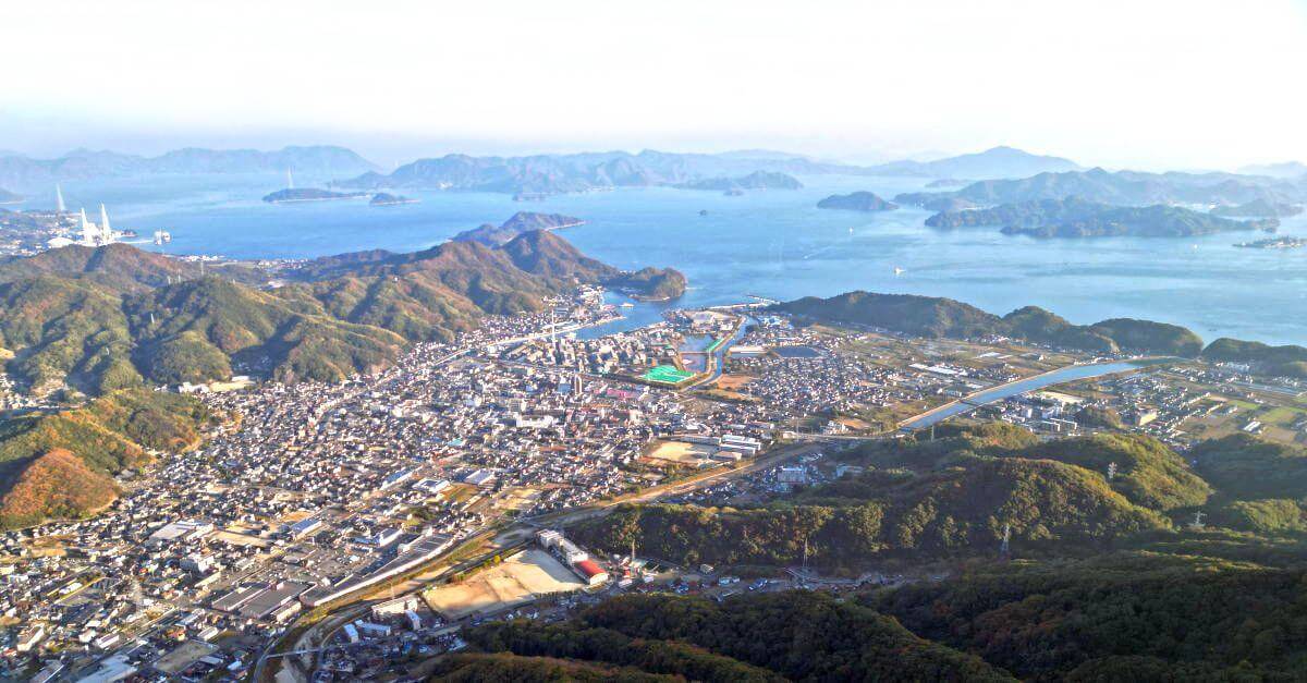 朝日山展望台、広島県竹原市の街から四国連山まで見渡せる静かなスポット
