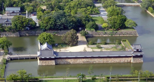 広島城 二の丸とは