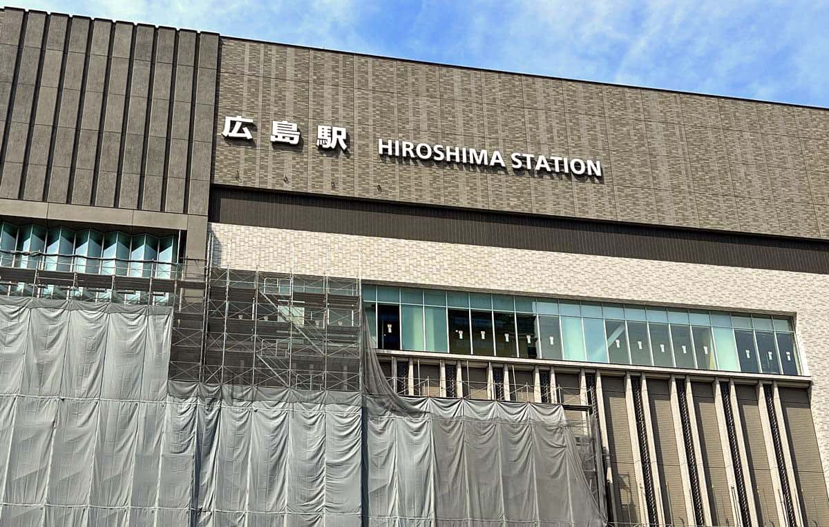 広島駅のベールちらり、新駅ビルと駅前交差点の進捗状況と工事風景