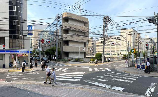 広島のスクランブル交差点 その3「袋町小学校 南」