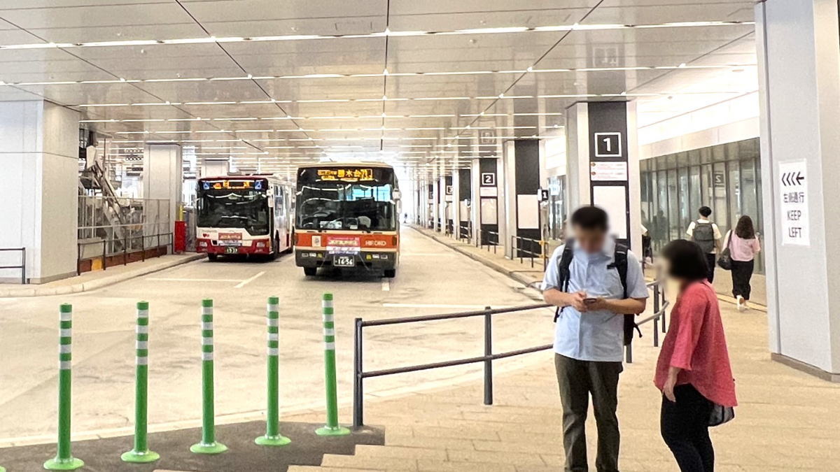 広島駅 南口のバスエリアが暫定利用開始、工事続けながら利用者行き交う