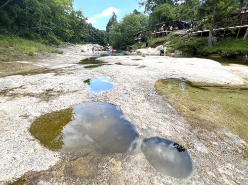 大竹市 蛇喰盤（じゃぐいいわ） の甌穴 画像3