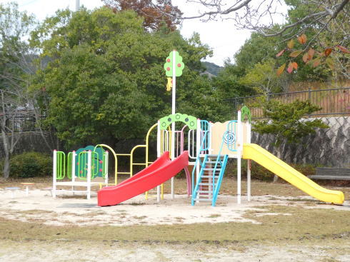 みどり坂中央公園 幼児用遊具