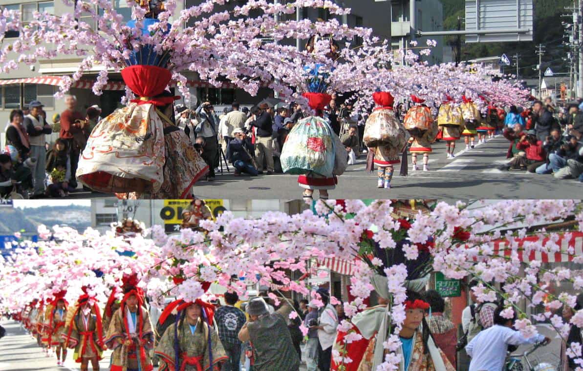 華やかな時代絵巻、庄原・東城で『お通り』大名行列・母衣行列など街を練り歩く