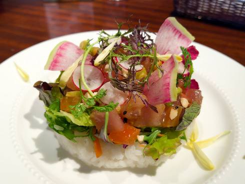 広島・キハチカフェ福屋八丁堀本店「マグロとアボカドのサラダごはん」