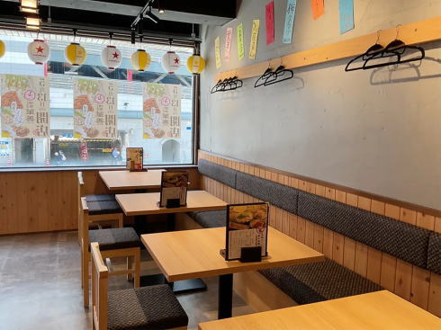 とり酒場 博多華善 店内イメージ