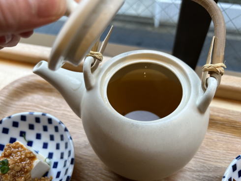 お茶漬け専門店 おだしの香り お出汁のポット