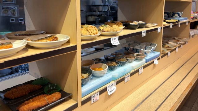 魚食堂たわら 店内の様子4