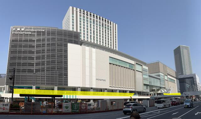 広島駅南口、ミナモア側ペデストリアンデッキに「ベンチと植栽」