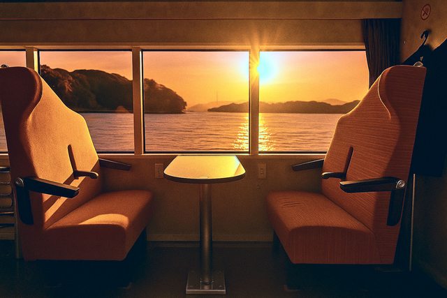 2025夏休みにシースピカが「宮島海上参拝サンセットクルーズ」