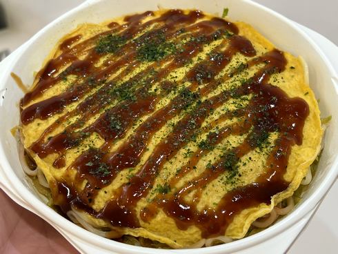 みっちゃん総本店の冷凍お好み焼き、チンするとふんわり仕上がる