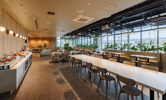 せとうちサイクルステイズ広島宇品 カフェ＆レストラン 画像2