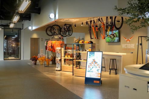 せとうちサイクルステイズ広島宇品 館内ショップ