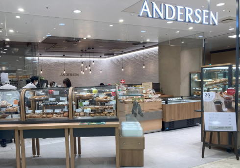 アンデルセン福屋広島駅前店内にデニッシュハートコーナーオープン