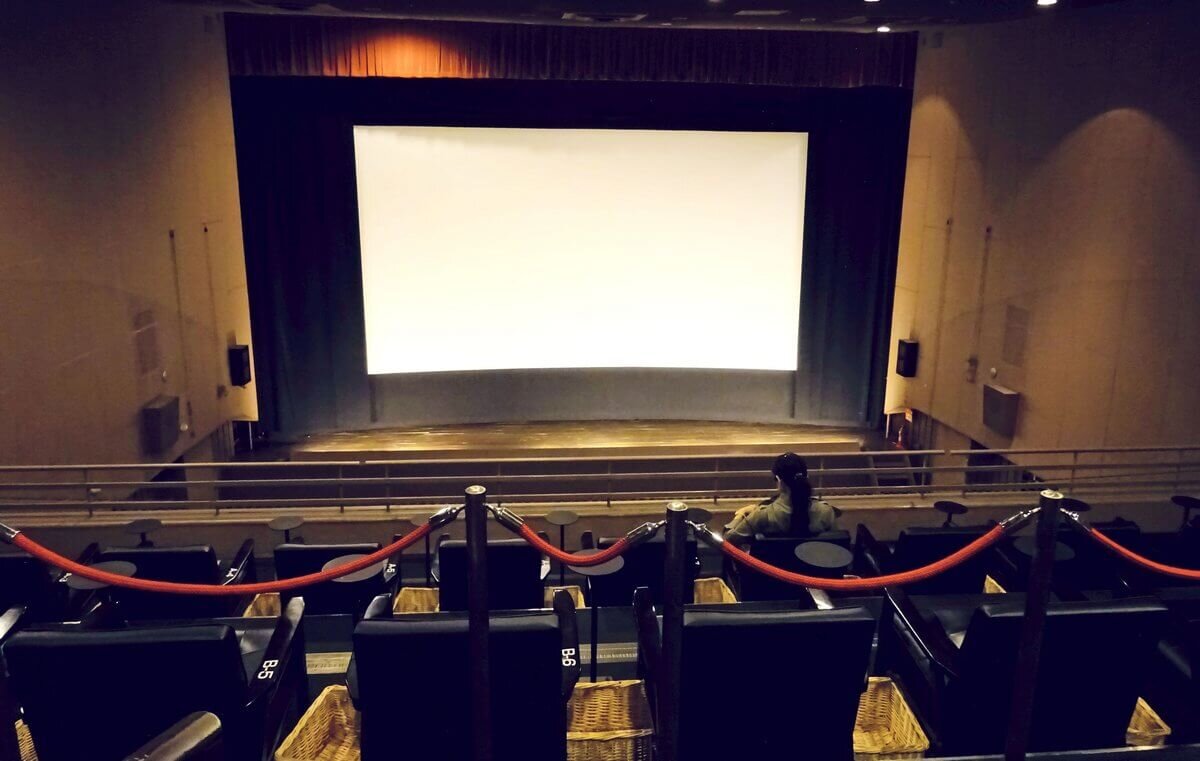 閉館の老舗映画館「福山駅前シネマモード」、さよなら興行で福山ゆかり作品や名作を上映中