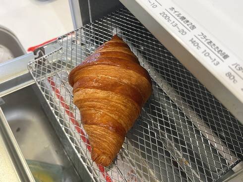 アメラトリークロワッサン、1分弱程トーストして食べると最高