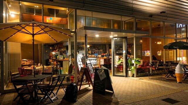 アルパーク1F、カフェセルロイドが閉店へ