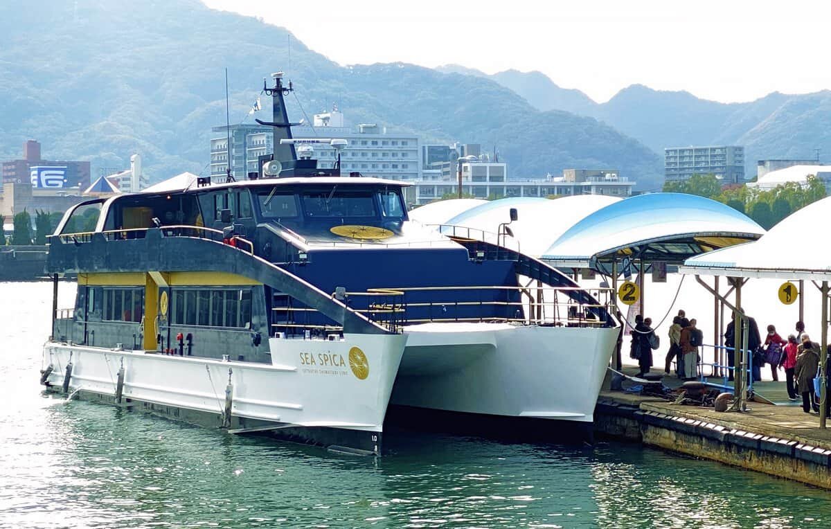 瀬戸内のショートクルーズいかが?宮島へ海上参拝できるサンセットクルーズ、夏限定で運航中