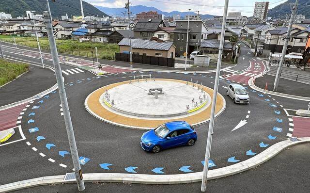 東広島市八本松に環状交差点(ラウンドアバウト)初登場